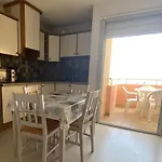 2p Renove, Vue Mer, Parking, En Face - Fr-1-338-530 Apartment